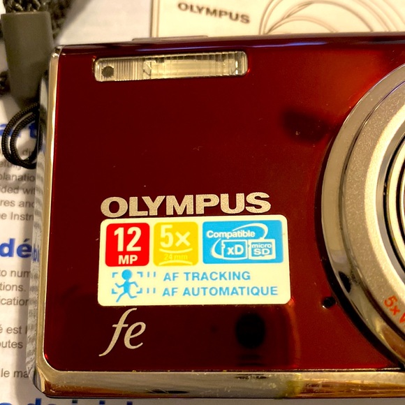 Gifted.  Olympus Digital Camera with all that came with it. Original cost $150. - Picture 8 of 9